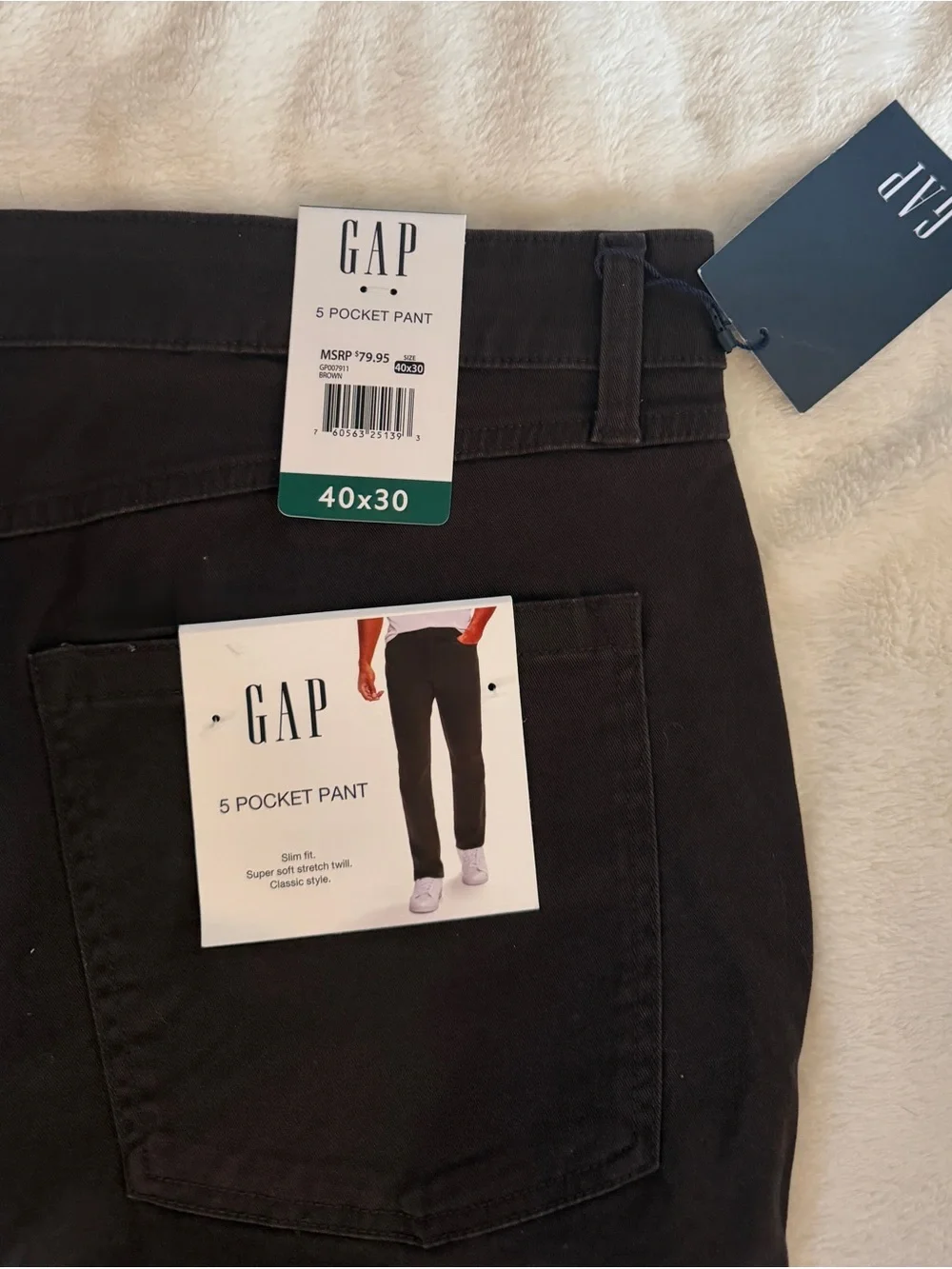 GAP Men's Slim Straight Jeans in Dark Brown